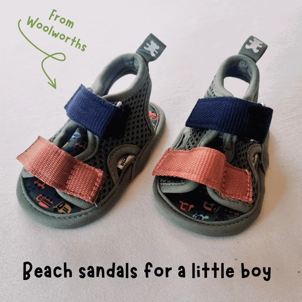 Beach sandales for a little boy.webp