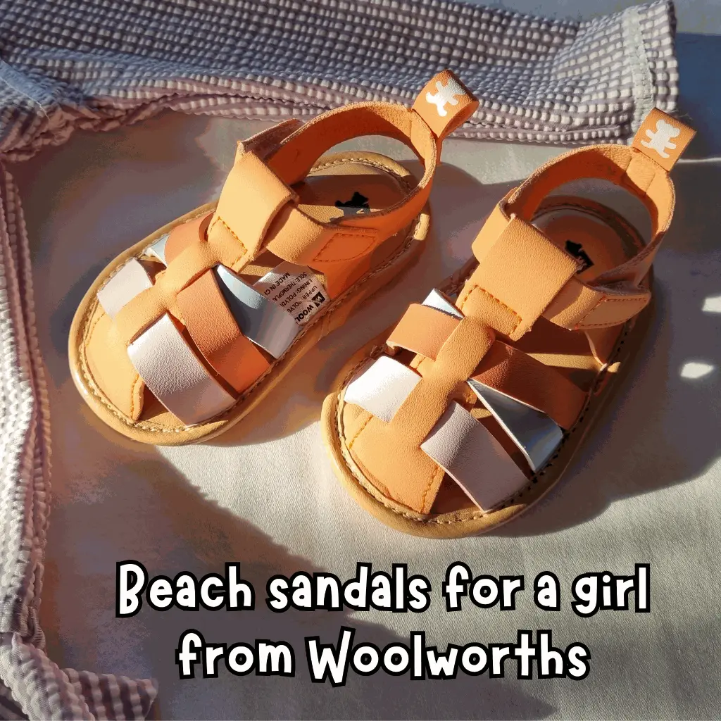 Beach sandales for a girl.webp